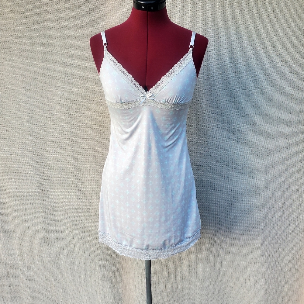 IZOD Gray Chemise with lace details Size Small Y2K